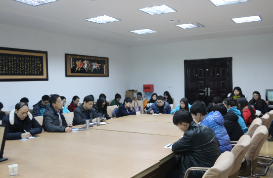 德赢官网举办研究生学术科研交流会 德赢官网举办研究生学术科研交流会