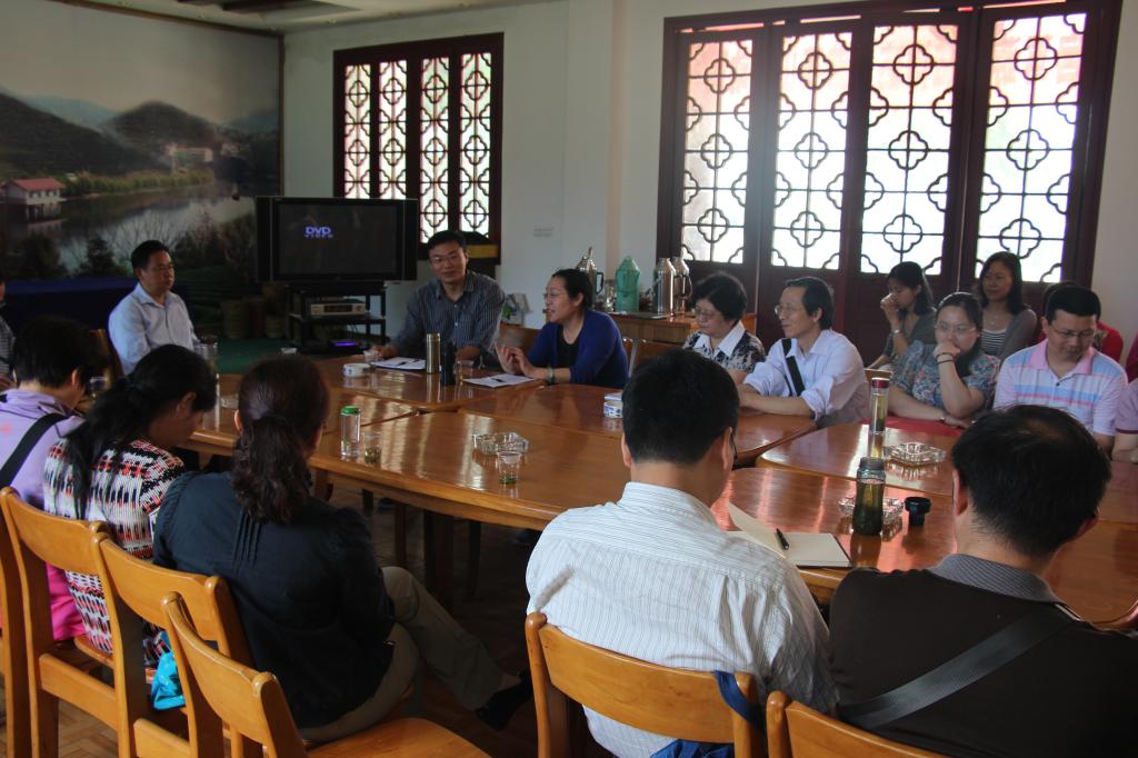 教师进农户，理论下基层——德赢AC米兰中国官方网站全体党员教师赴英山县乌云山村学习调研