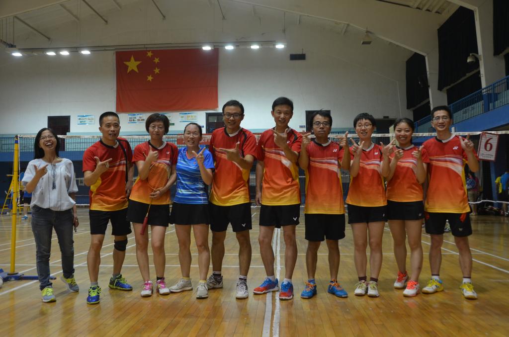 历史性突破-德赢官网羽毛球队挺进校四强