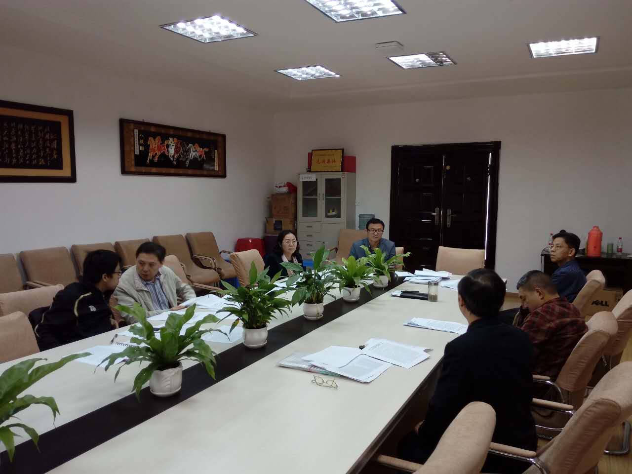 德赢官网党委召开“两学一做”学习教育专题会议