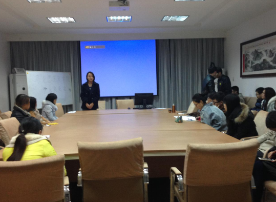 德赢官网举办研究生学术科研经验交流分享会 德赢官网举办研究生学术科研经验交流分享会